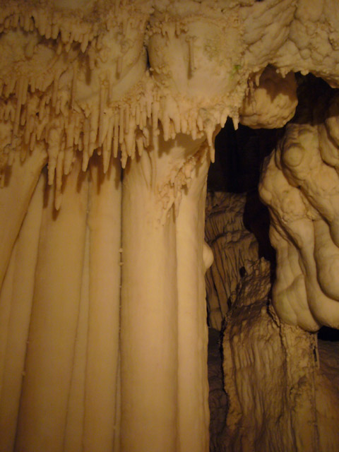 0190_Toirano_stalactites